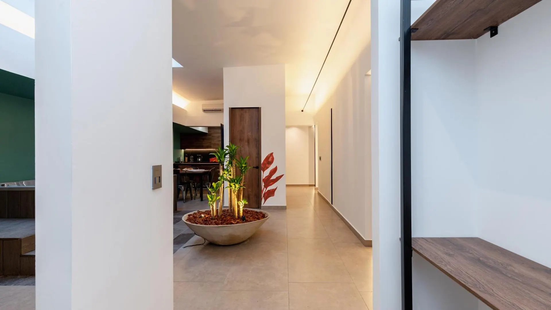 Ll 203 4Br 4Bath Apartment Close To Lleras Park - Poblado - Medellin