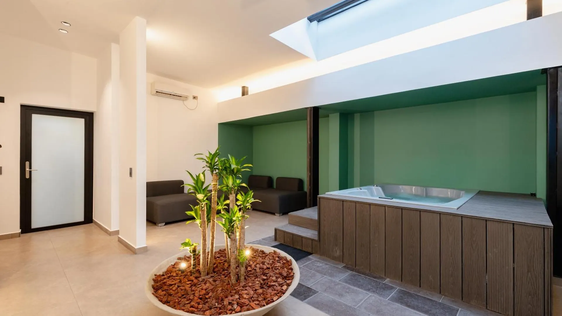 Ll 203 4Br 4Bath Apartment Close To Lleras Park - Poblado - Medellin