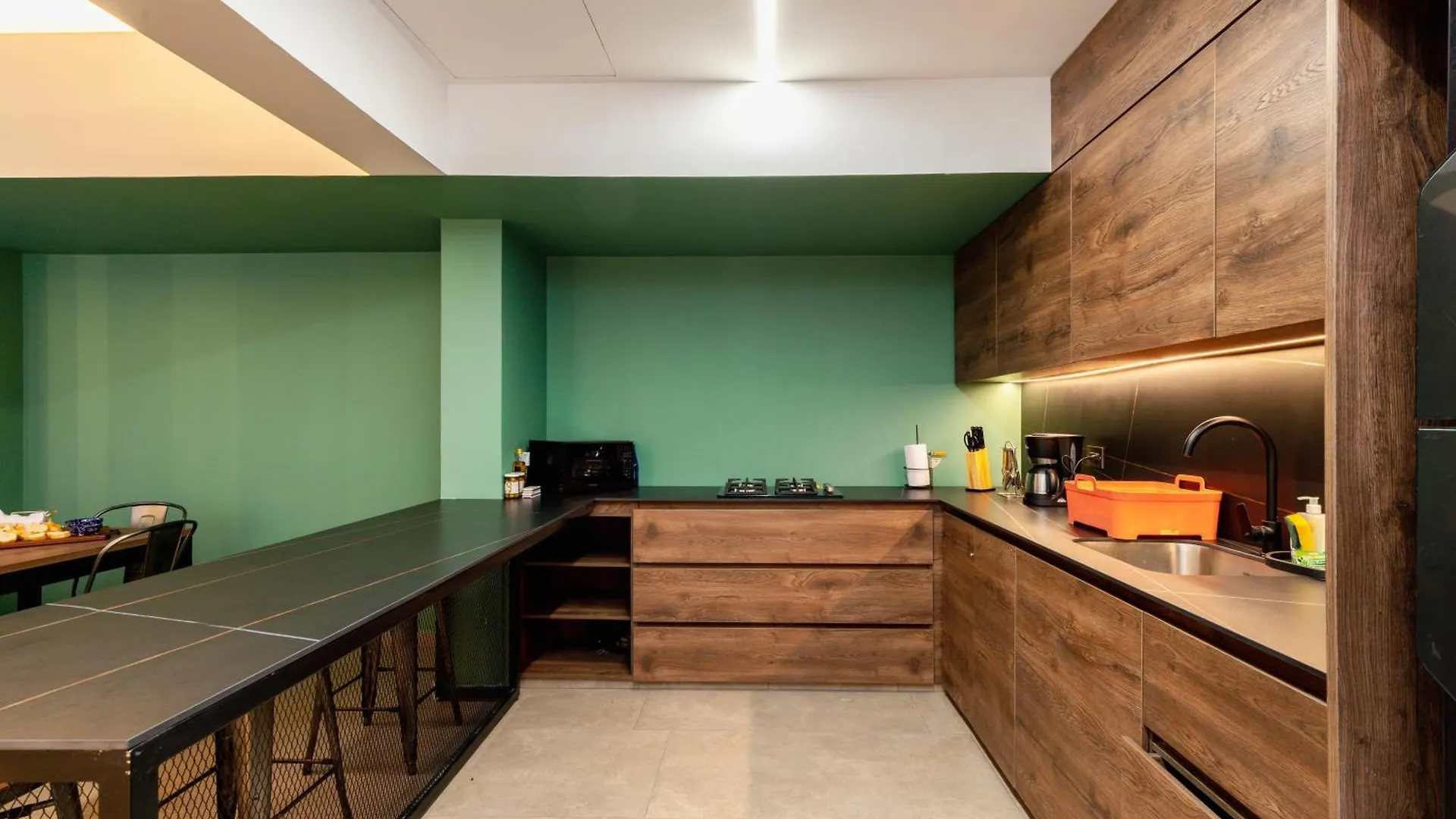 Ll 203 4Br 4Bath Apartment Close To Lleras Park - Poblado - Medellin