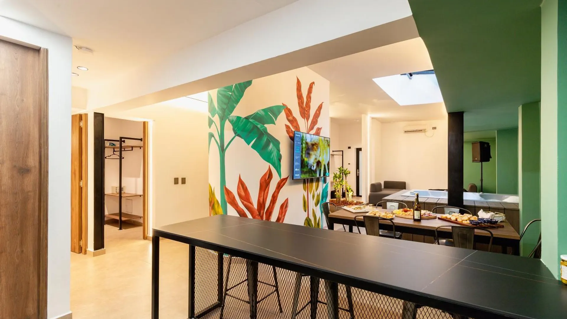 Ll 203 4Br 4Bath Apartment Close To Lleras Park - Poblado - Medellin