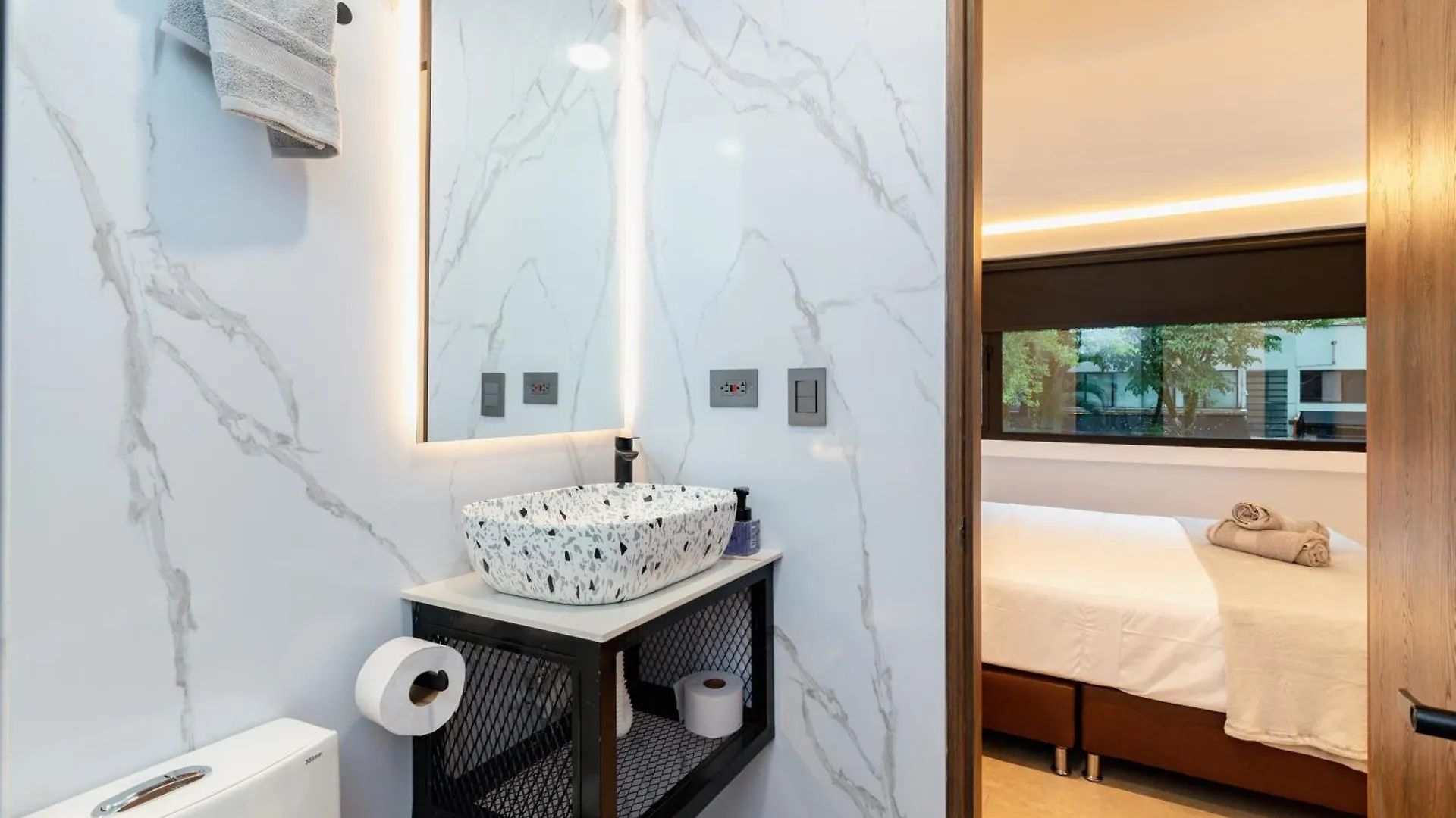 Ll 203 4Br 4Bath Apartment Close To Lleras Park - Poblado - Medellin Colombia