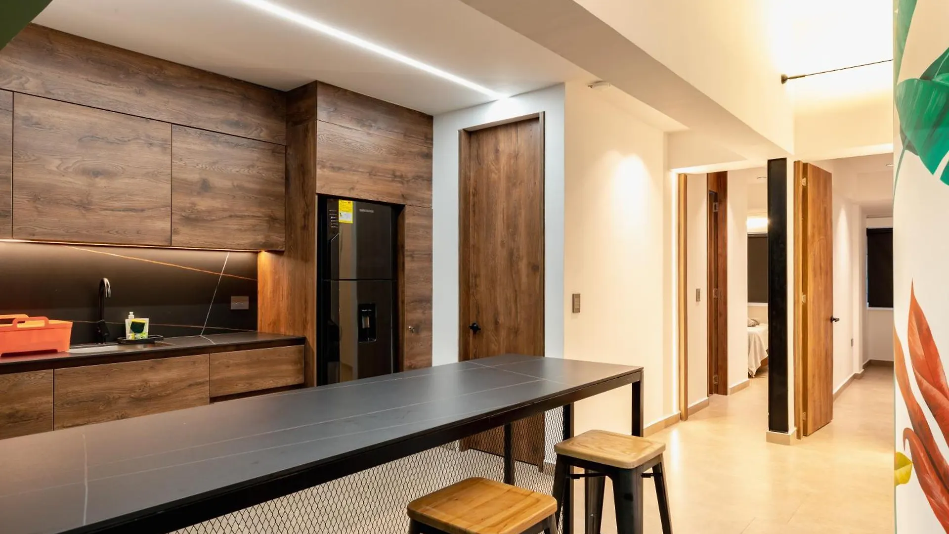 Ll 203 4Br 4Bath Apartment Close To Lleras Park - Poblado - Medellin Colombia