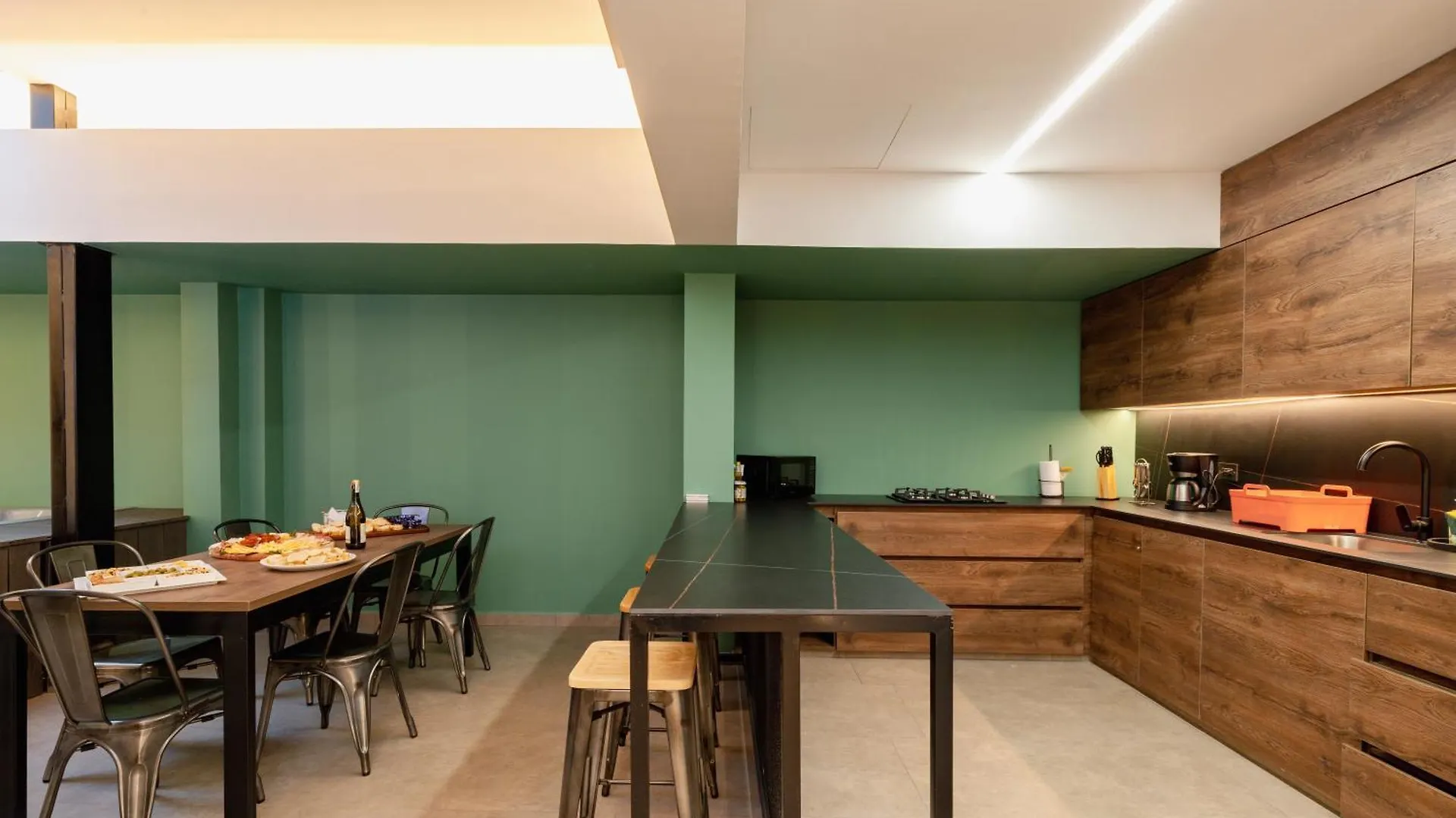 Ll 203 4Br 4Bath Apartment Close To Lleras Park - Poblado - Medellin Colombia